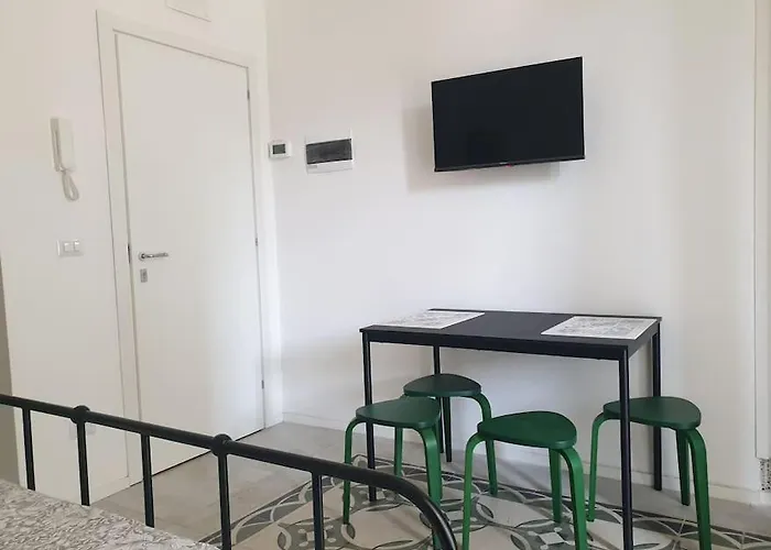 The Dragon Castle Apartment Bari